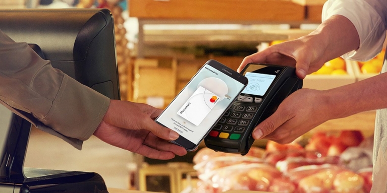 Per Smartphone oder per Smartwatch sicher bezahlen  Digitale Portemonnaies
